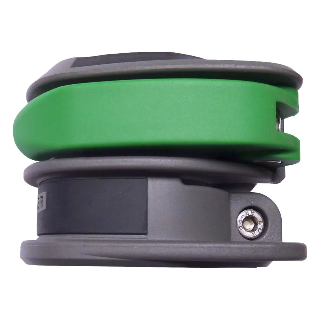 UNGER nLITE Klammer mit grüner Verschlusseinheit für sicheres Teleskopstangen-Handling