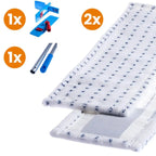 Reinigungsset bestehend aus einem blauen Wischmop, einem Stiel und zwei weißen Bezügen mit blauen Streifen. Ideal für effektive Bodenreinigung.
