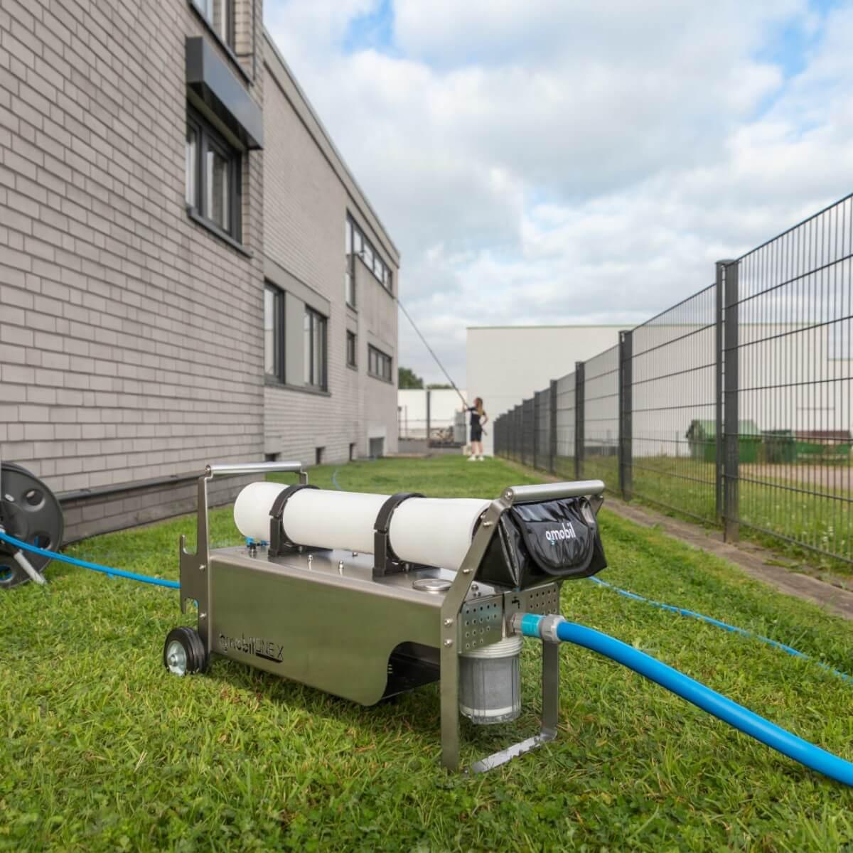 OSMOBIL ONE X für Glas-, Fassaden- und PV-Reinigung