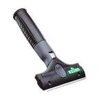 Unger ErgoTec Ninja Schaber mit ergonomischem Griff auf weißem Hintergrund