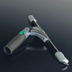 Unger ErgoTec Ninja Fensterwischer mit ergonomischem Griff auf schwarzem Untergrund – Teil des 6in1 Complete Kits AKN14