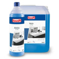Blauer plastikflasche und kanister mit buzil aktiv g 433 materialschonendem intensivreiniger 1l