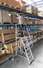 Günzburger Steigtechnik Plattformleiter fahrbar Anwendung