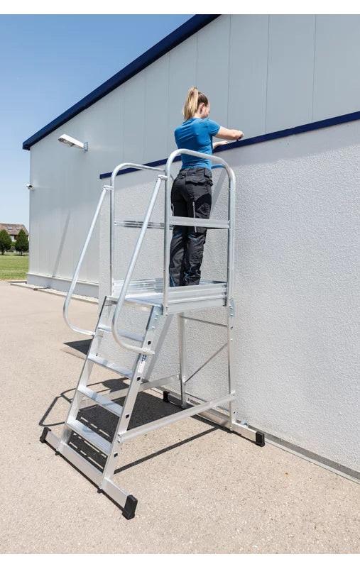 Günzburger Steigtechnik Anwendung Plattformleiter mit Rollen