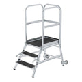 Günzburger Steigtechnik Podesttreppe einseitig begehbar mit Rollen und Griffen Korundbeschichtung R13 3-Stufig