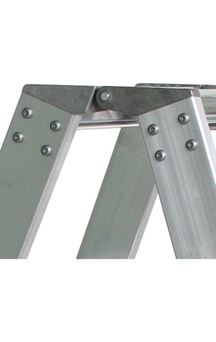 Günzburger Steigtechnik Stufen-Stehleiter 250 kg beidseitig begehbar mit clip-step R13