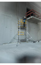 MUNK Günzburger Steigtechnik FlexxTower Ein-Personen-Gerüst.