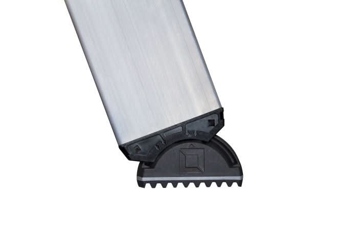 MUNK Steigtechnik Stufen-Stehleiter beidseitig begehbar mit clip-step relax.