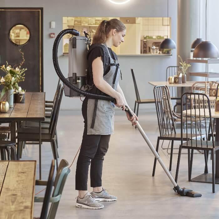 Nilfisk GD10 BACK HEPA Gastronomie Gewerbesauger