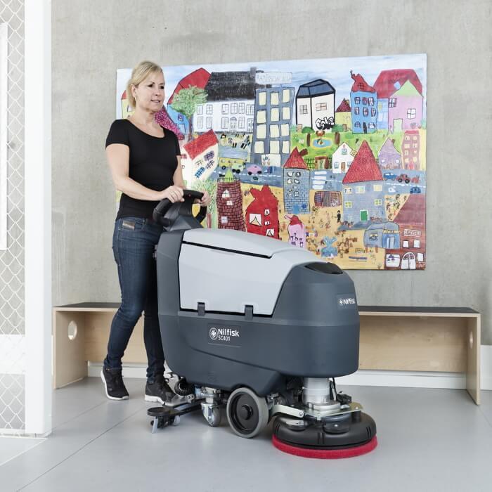 Nilfisk Scheuersaugmaschine SC401 BD Kombi Nachläufer-Reinigungsmaschine