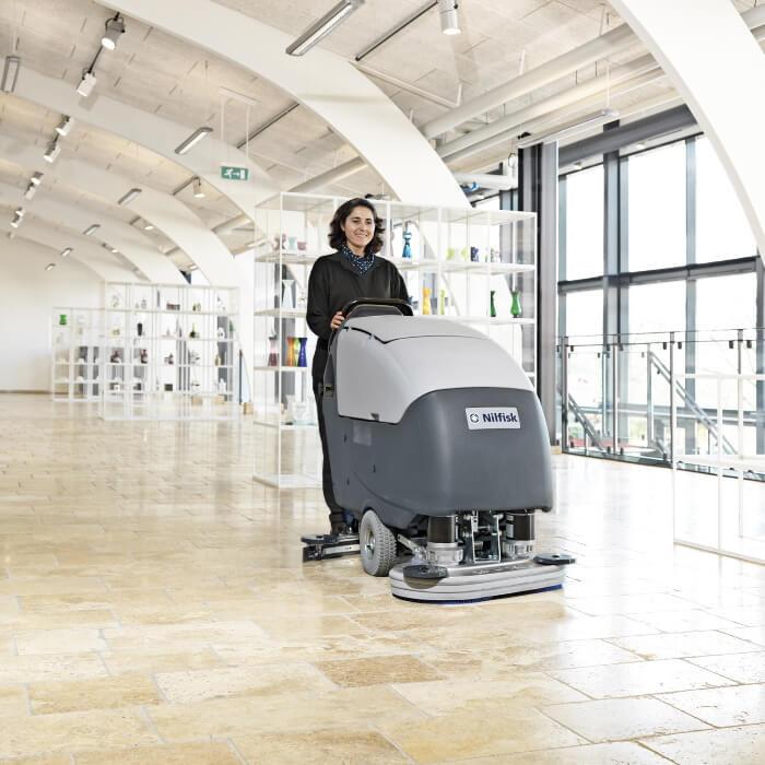 Nilfisk BA 851 Kehr- und Scheuermaschine reinigen saugen kehren leise 9087248020