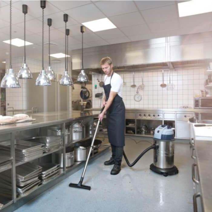 Nilfisk VL100-35 EU GO Nass- und Trockensauger Küche