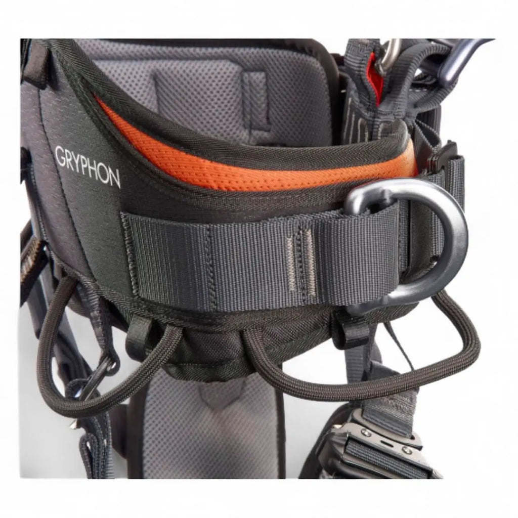 Schwarzer und oranger Skylotec gryphon sitzgurt klettergurt mit robusten Gurtbändern und metallischem d-ring