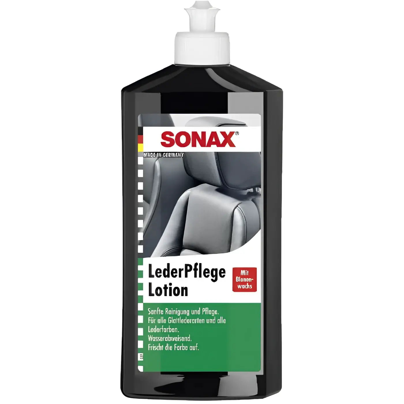 Schwarze plastikflasche von sonax lederpflegelotion mit weißem pumpenspender und grünen etikett mit deutschem text