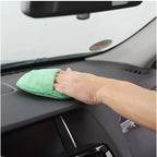 Grünes mikrofasertuch für autoinnenräume sonax microfaserpflegepad zur schonenden reinigung des armaturenbretts
