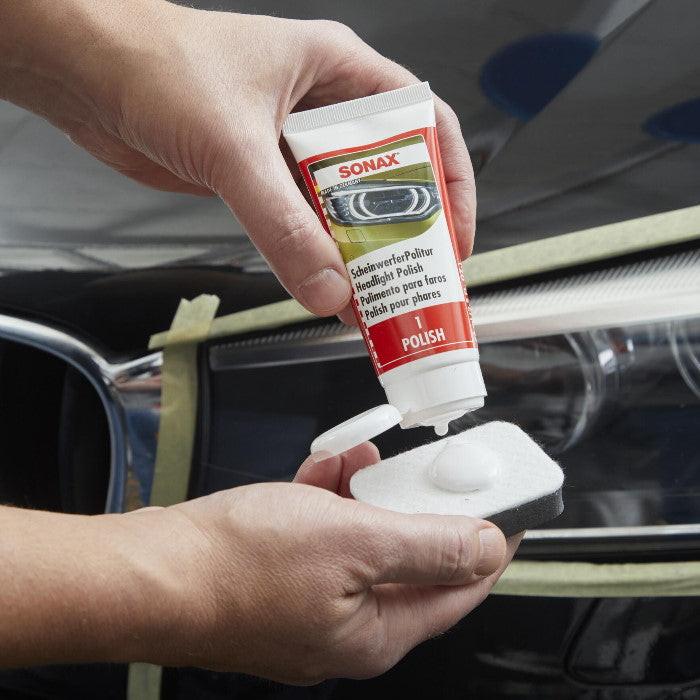 Sonax Profiline Scheinwerfer Aufbereitungsset Anwendung 3 Autopflege