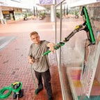 Unger nLite PowerPad Griff + Microfaser-Reinigungspad.