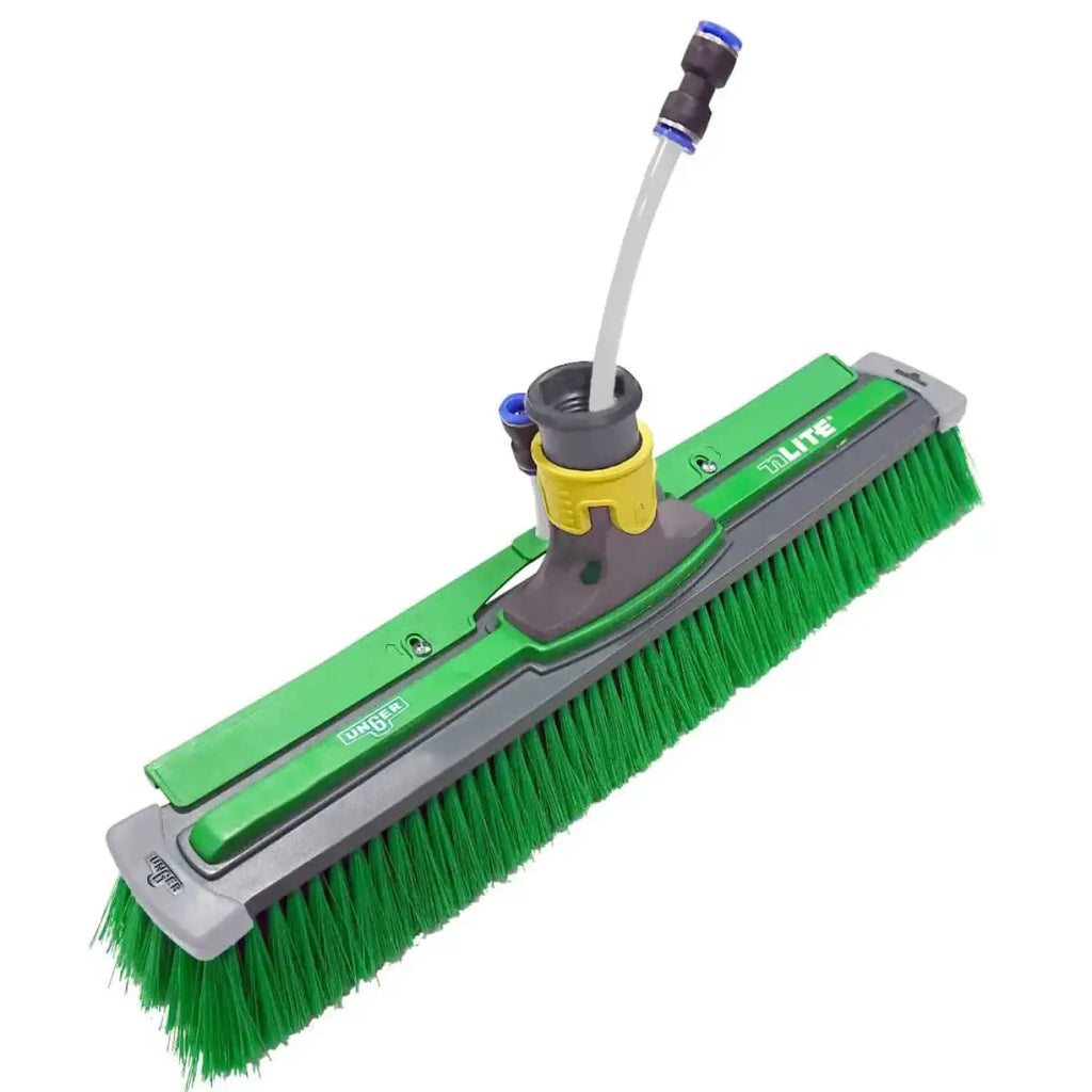 Gruener uni-nLite Power bodenbesen mit integriertem schlauchanschluss und graugruenem griff fuer nassreinigung