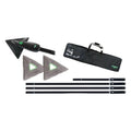 Schwarzer unger stingray-set 450 os srkoh elektrobodenwischer mit dreieckigem kopf und zwei grauen mikrofaserpads