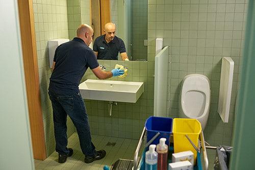 Wetrok Granusan Sanitärreiniger | Sticks Anwendung