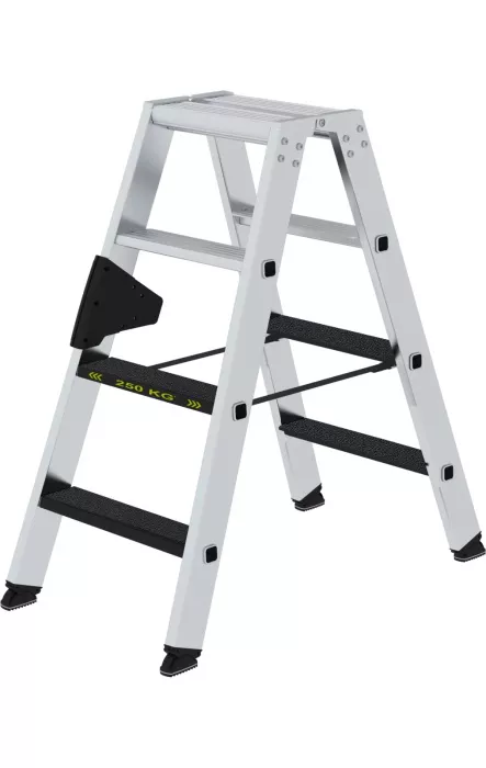 Günzburger Steigtechnik Stufen-Stehleiter 250 kg beidseitig begehbar mit clip-step R13 2x4 Stufen