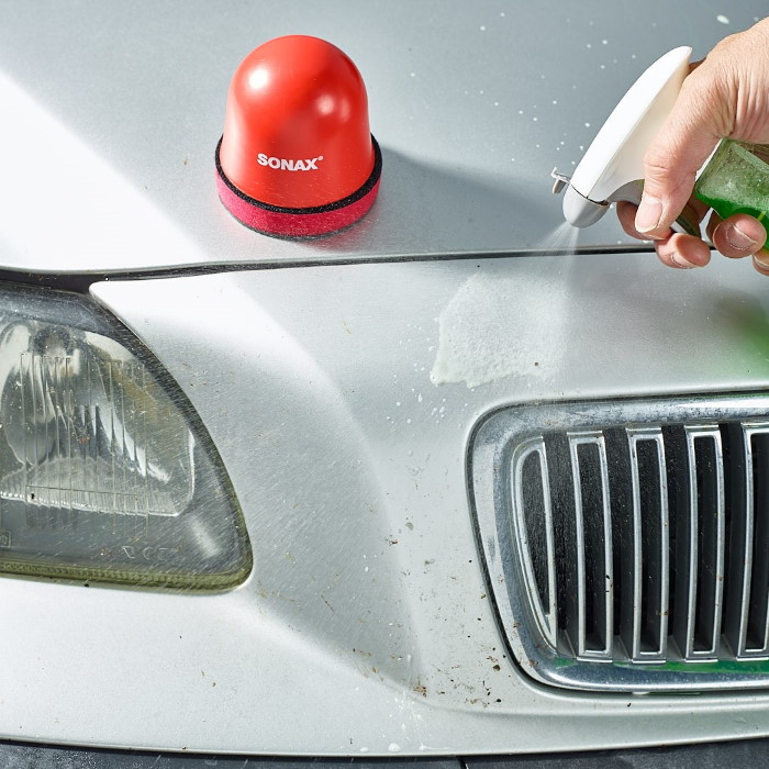 Sonax Clay-Ball Autopflege Anwendung Sprühen